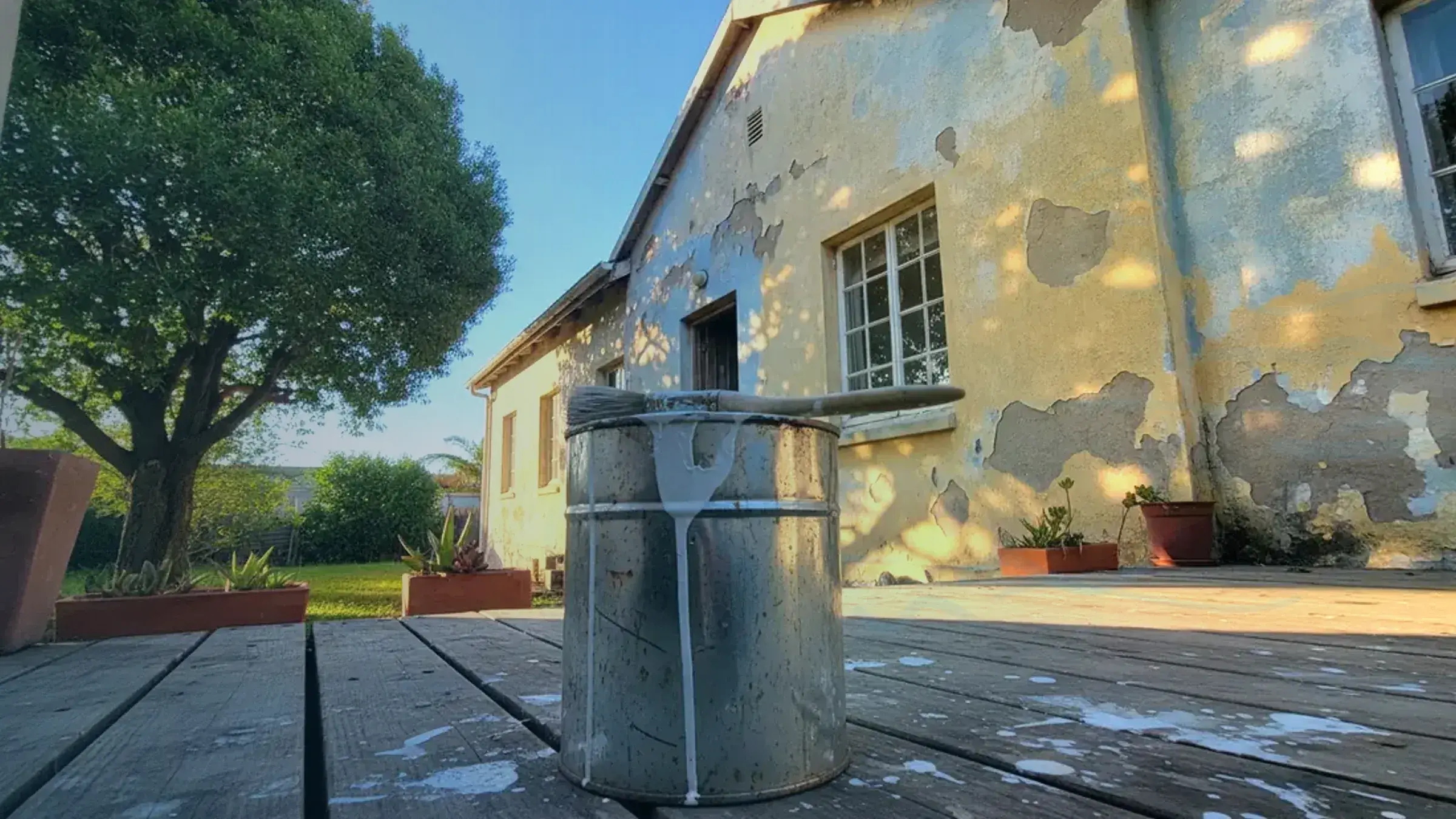 How long does exterior paint last